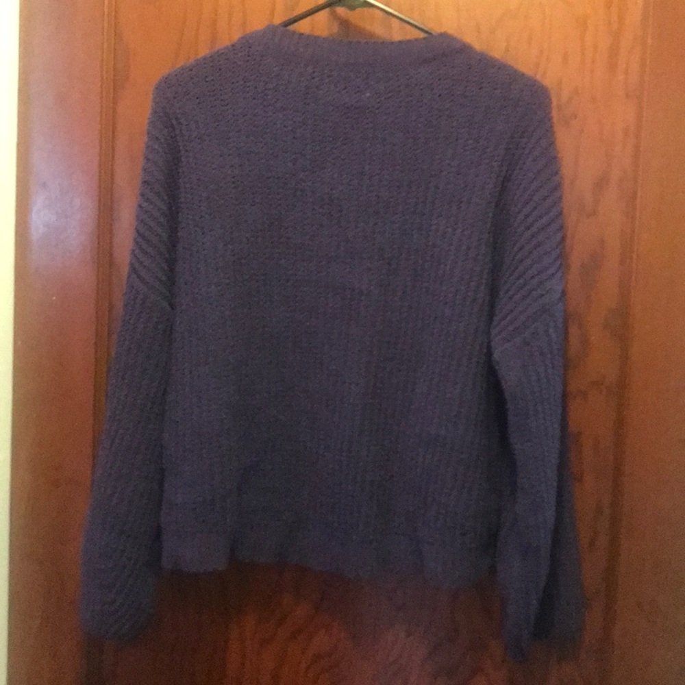 COPY - Universal Thread sweater - Picture 4 of 4